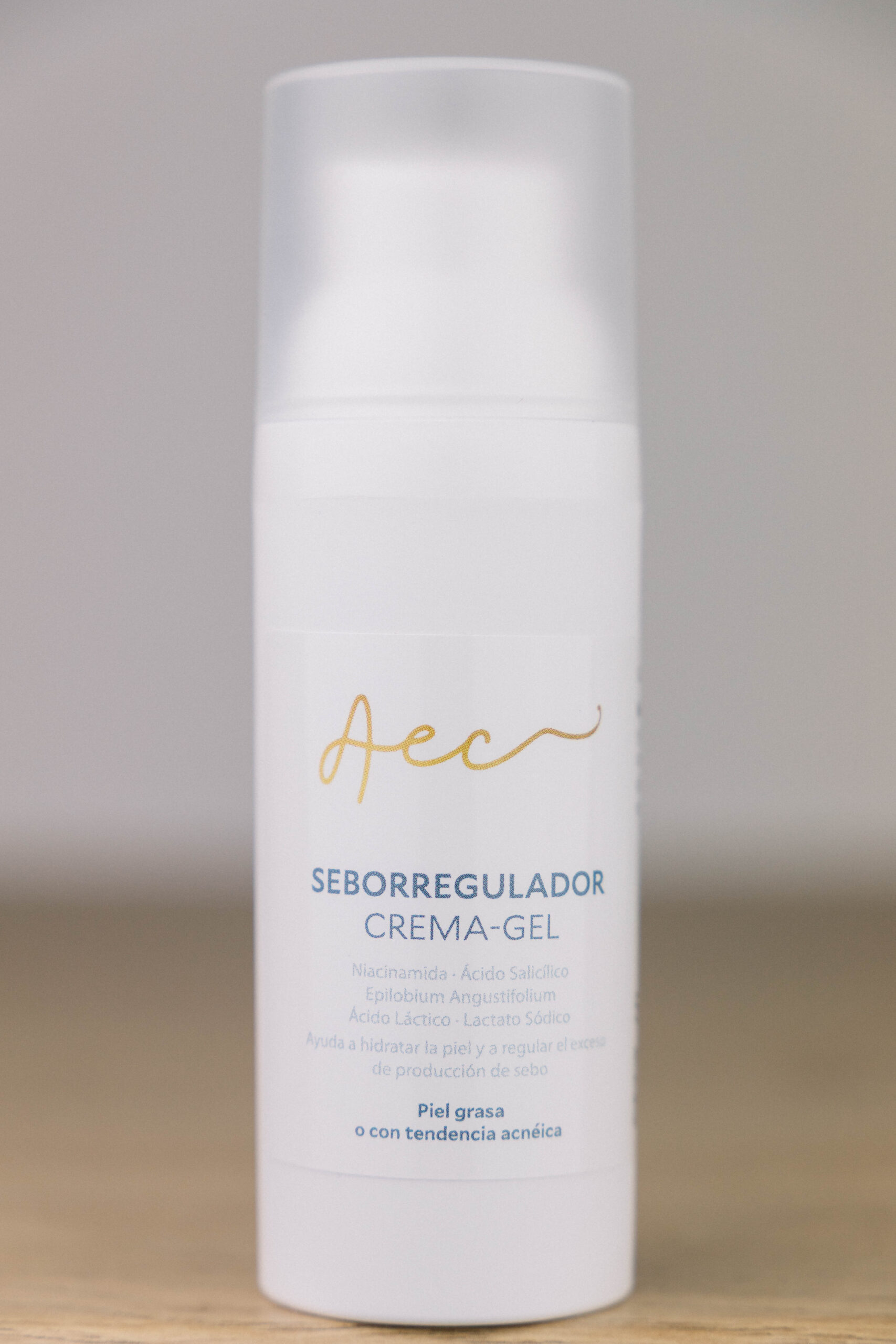 productos-crema-gel-seborreguladora-aec-aurora-escribano-esteticista-cosmetóloga