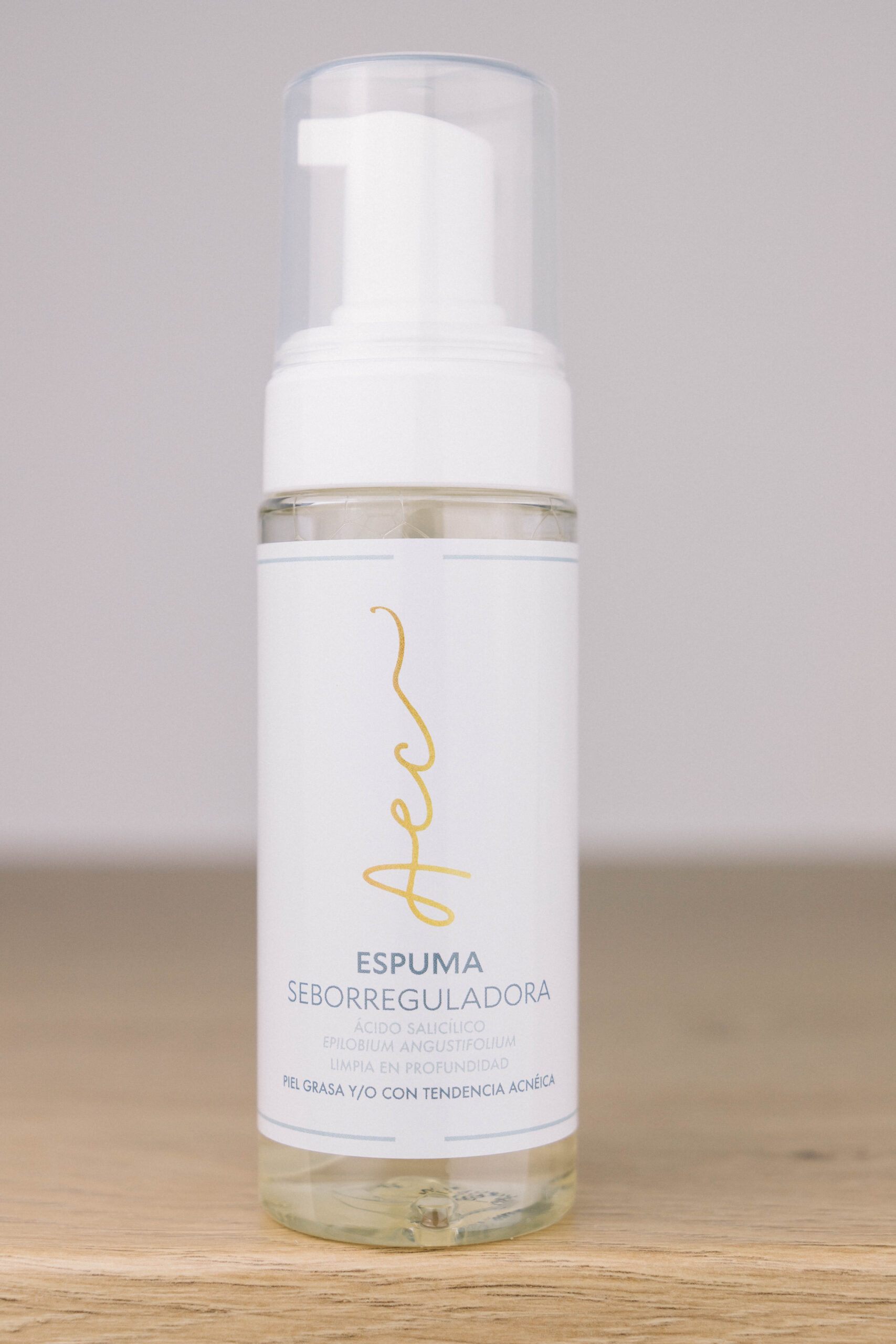 productos-crema-seborreguladora-aec-aurora-escribano-esteticista-cosmetóloga